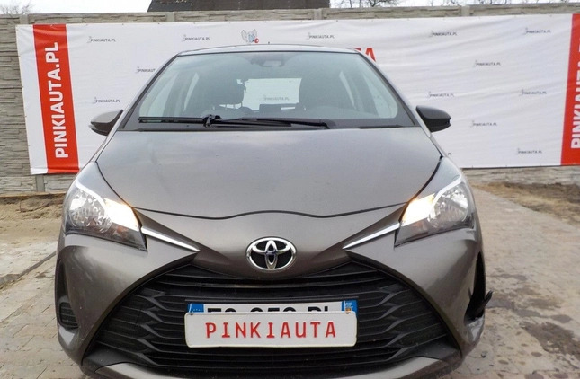 Toyota Yaris cena 34900 przebieg: 55200, rok produkcji 2020 z Kartuzy małe 301